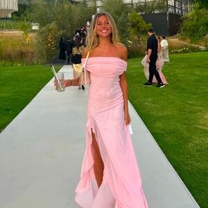 Elegant Pink Off-Shoulder Dress